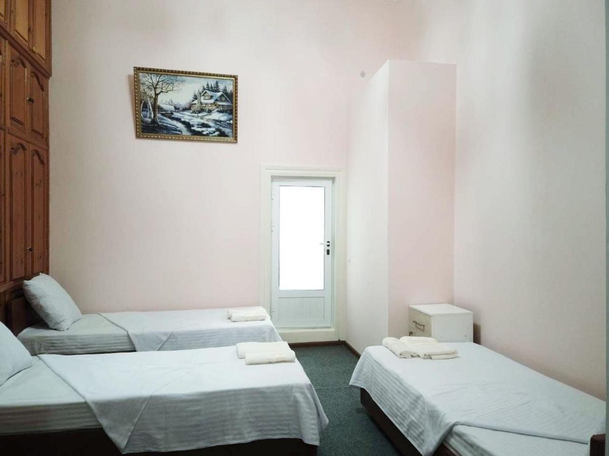 Hotel Aisha Samarkand Esterno foto