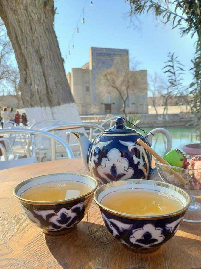Hotel Aisha Samarkand Esterno foto