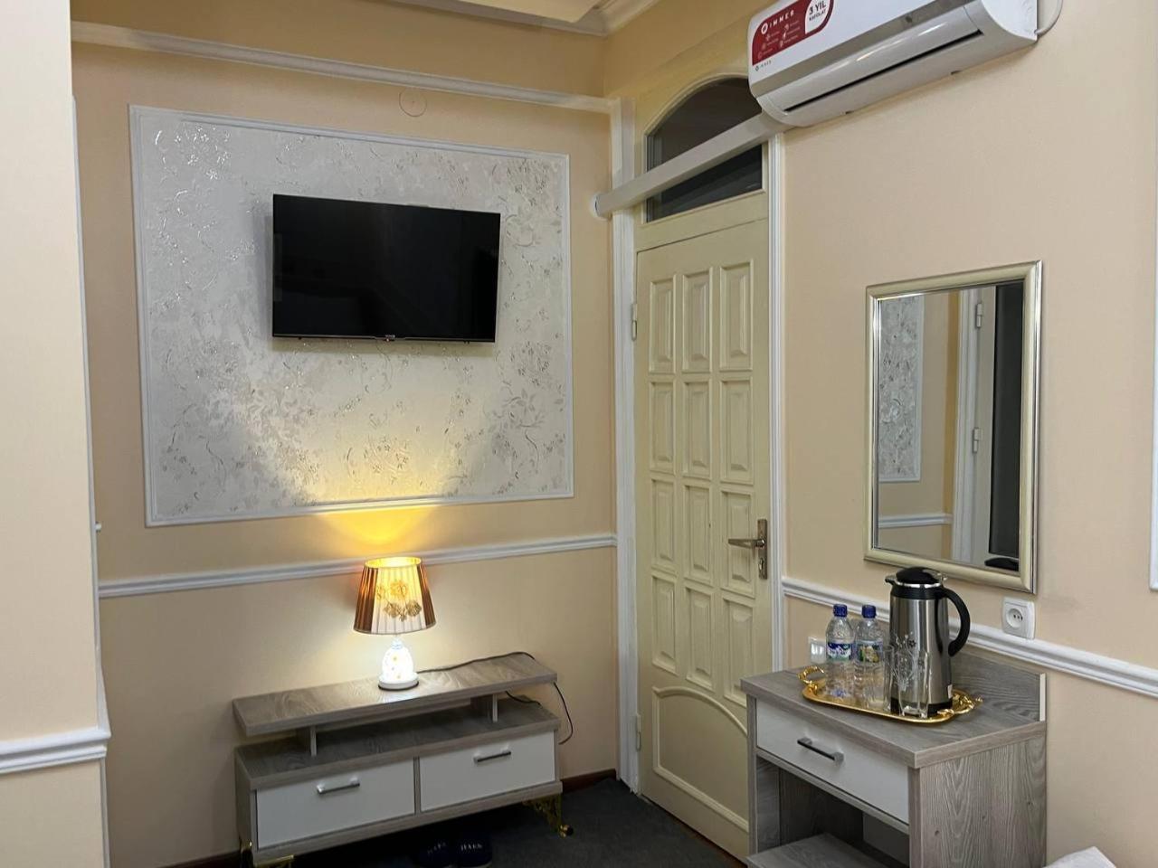 Hotel Aisha Samarkand Esterno foto