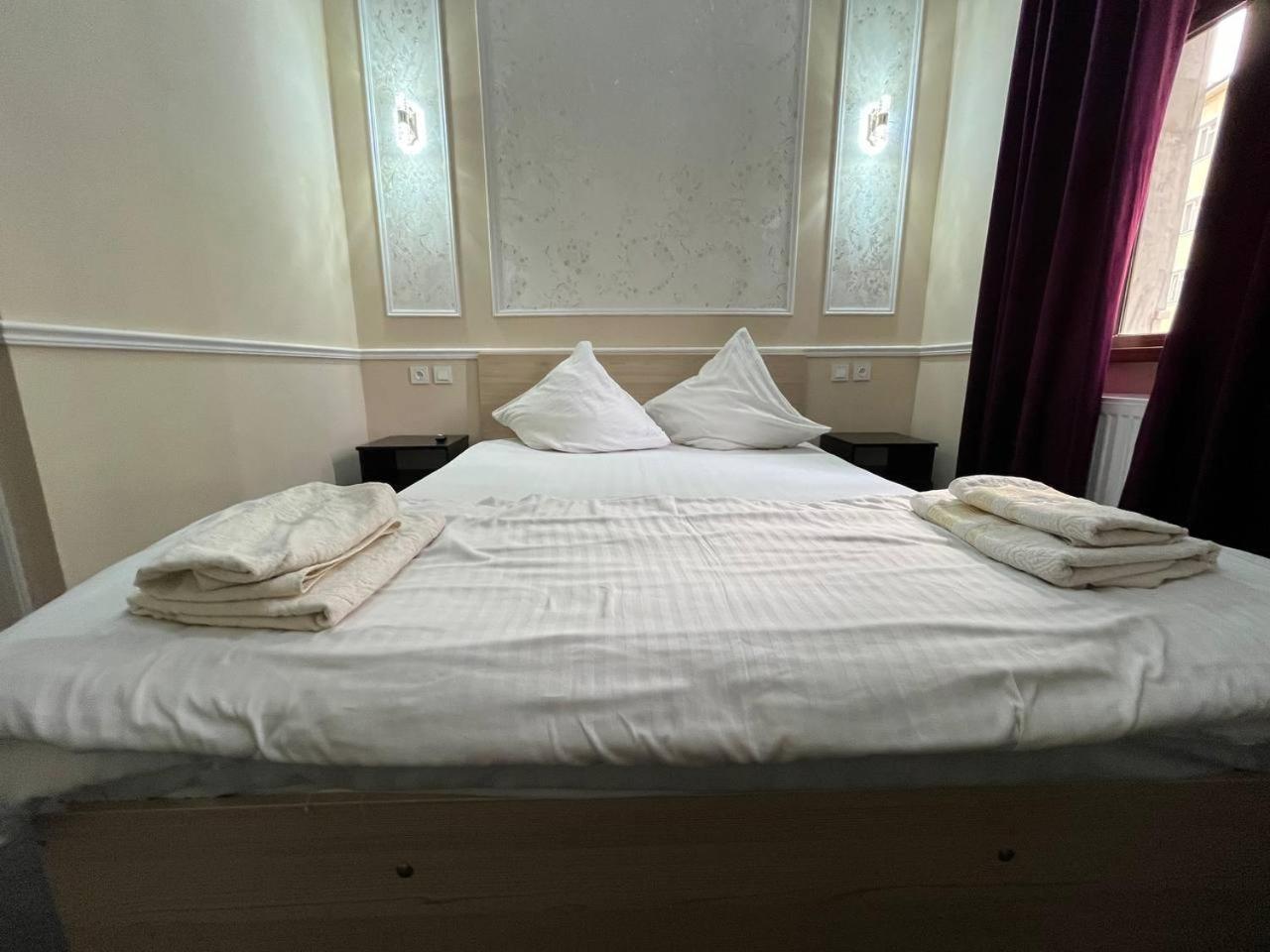Hotel Aisha Samarkand Esterno foto
