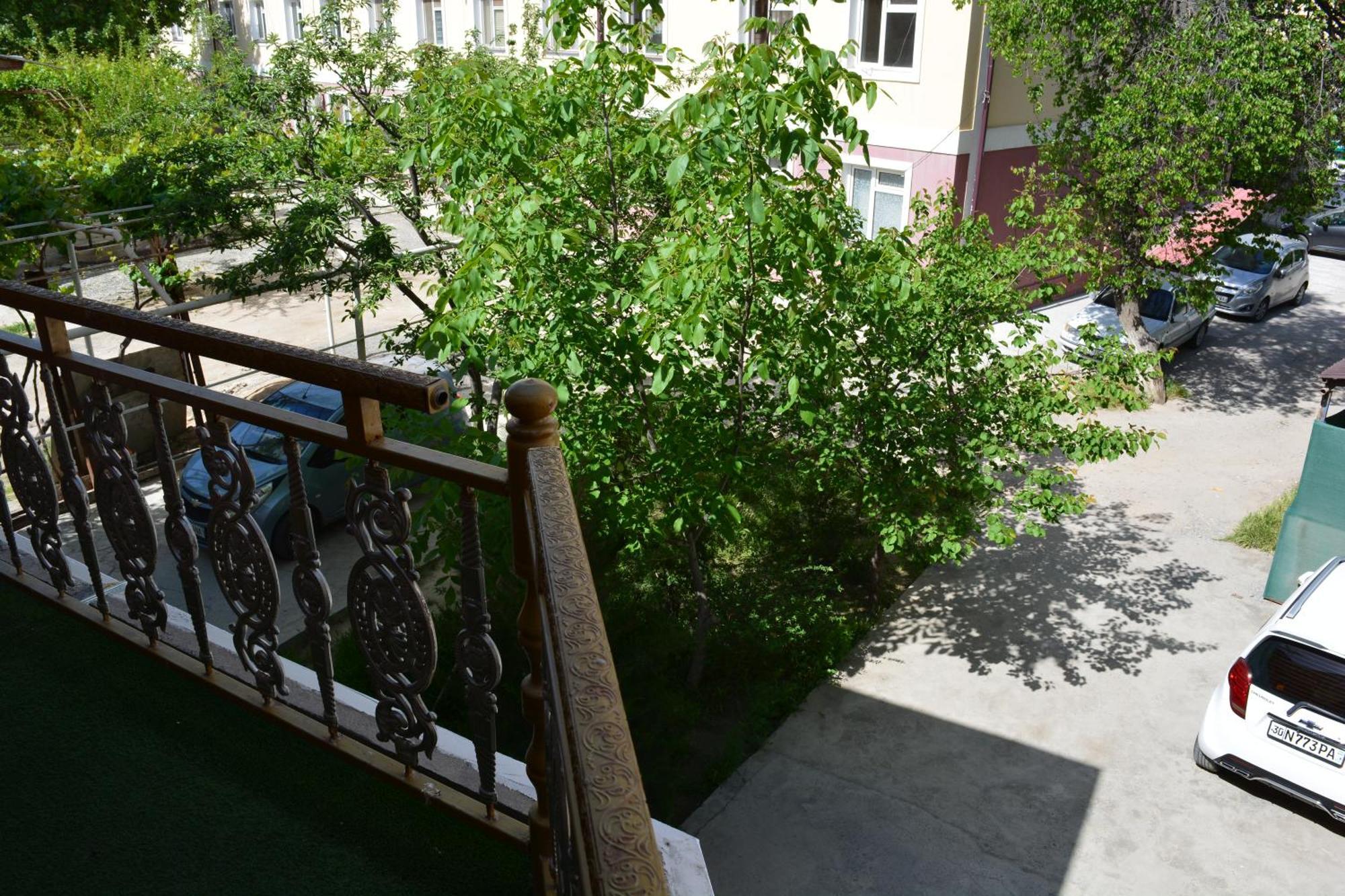 Hotel Aisha Samarkand Esterno foto